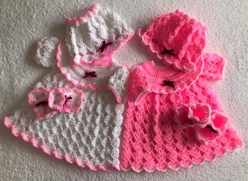 Brenda, crocheted outfits.